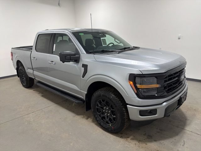 New 2026 Ford F150 XLT w/ Equipment Group 302A MID AWD/4WD image 3