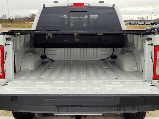 Used 2022 Ford F150 Lariat image 9