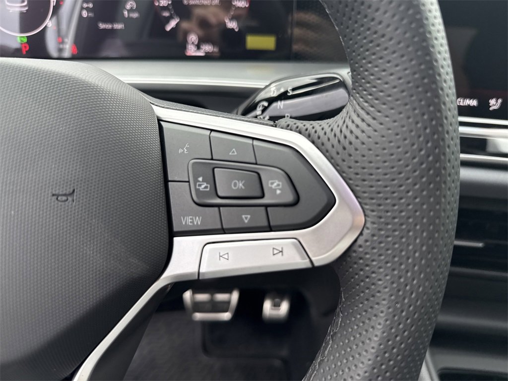 New 2026 Volkswagen Tiguan SE R-Line image 14