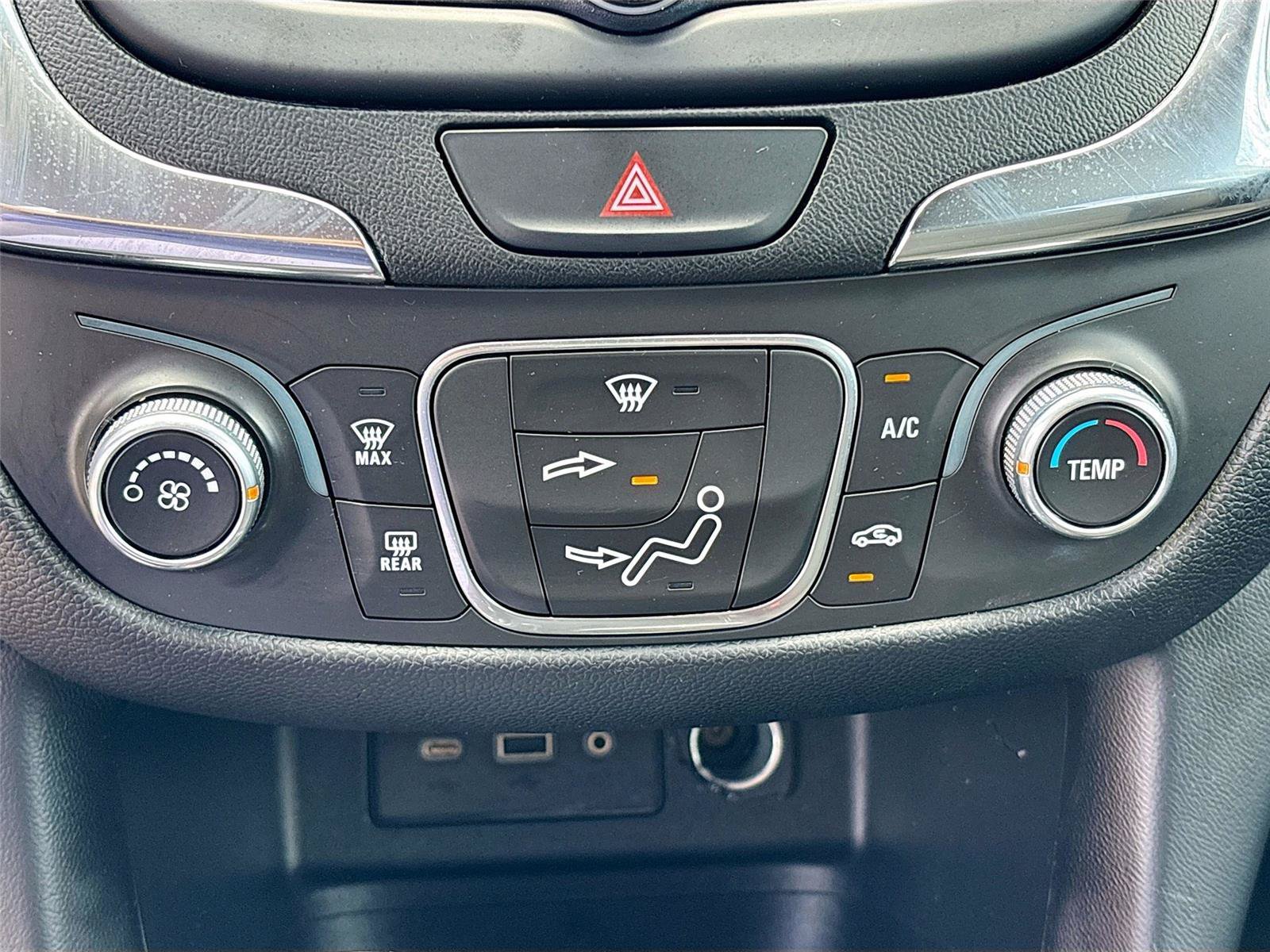 Used 2020 Chevrolet Equinox LT AWD/4WD image 15