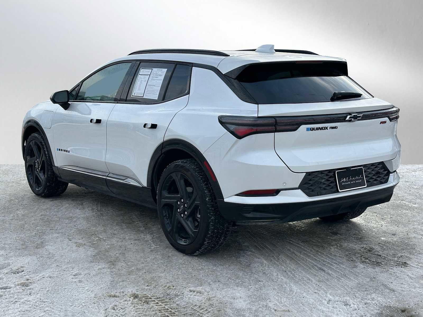 Used 2024 Chevrolet Equinox EV RS image 5