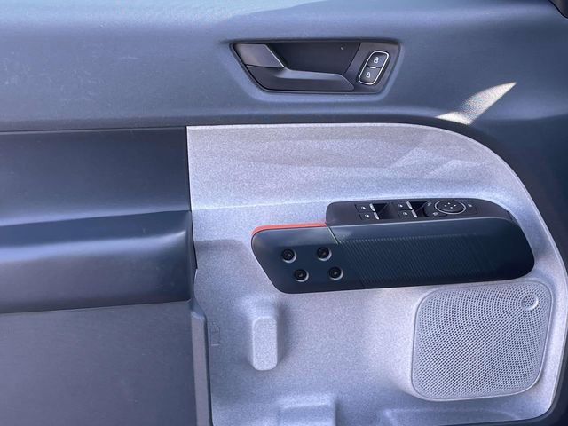 Used 2022 Ford Maverick XLT image 12