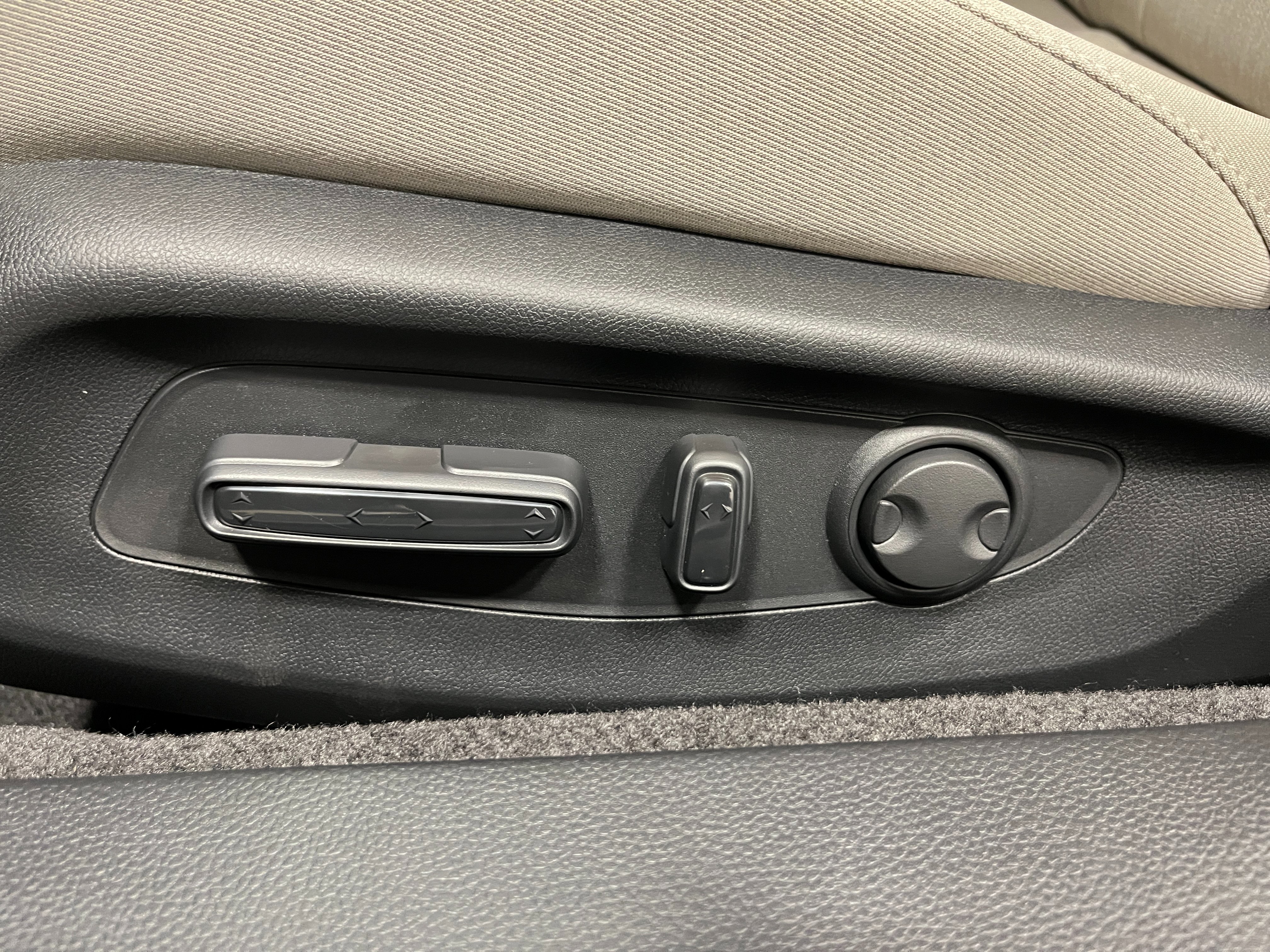 New 2025 Honda Accord SE image 13