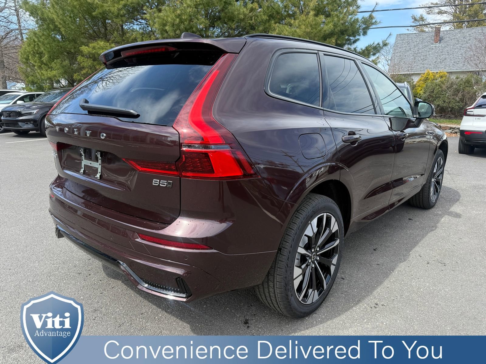 New 2026 Volvo XC60 B5 Plus w/ Climate Package image 8
