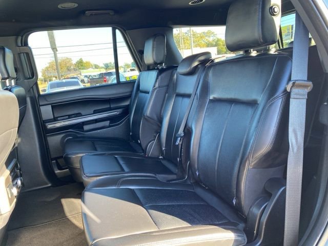 Used 2020 Ford Expedition XLT w/ Equipment Group 202A image 15