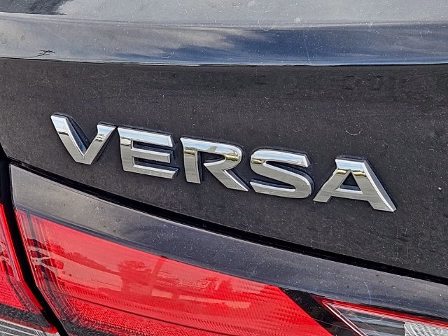 Used 2020 Nissan Versa S FWD image 10