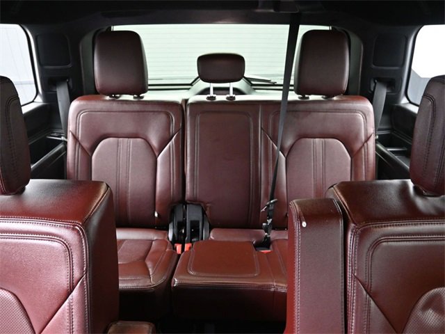 Used 2022 Ford Expedition Limited image 12