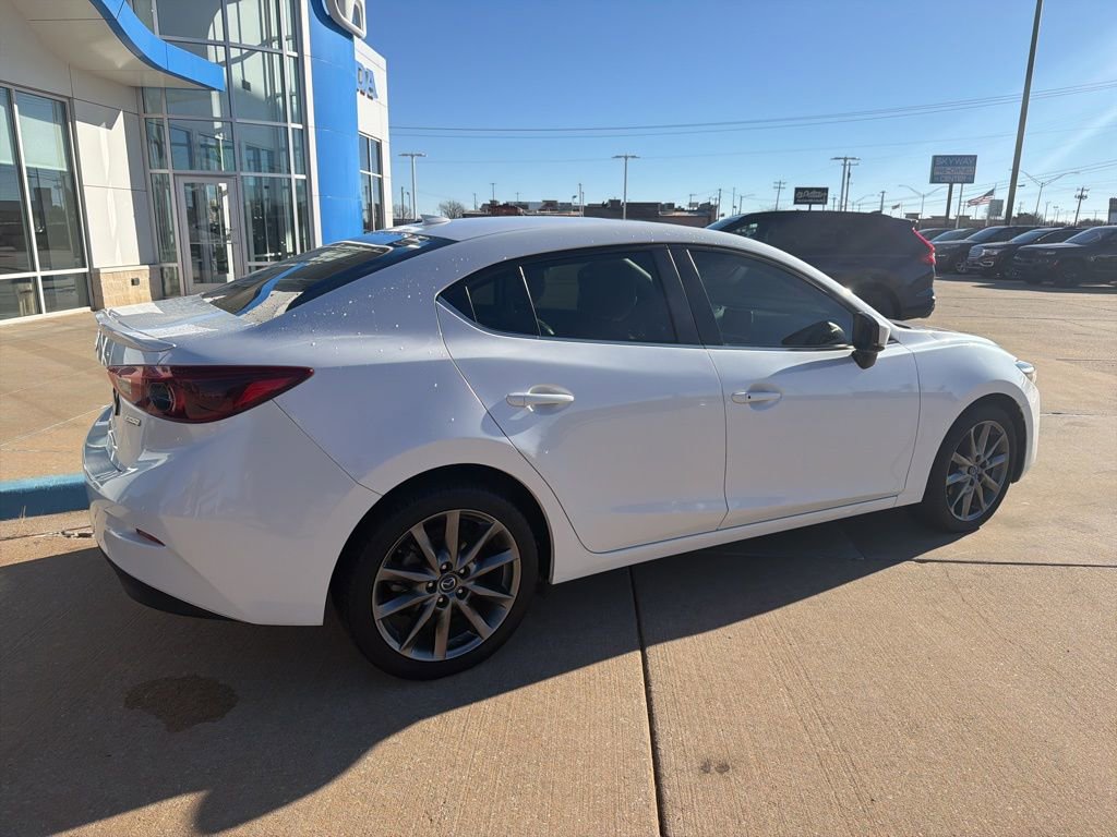 Used 2018 MAZDA MAZDA3 Grand Touring image 16