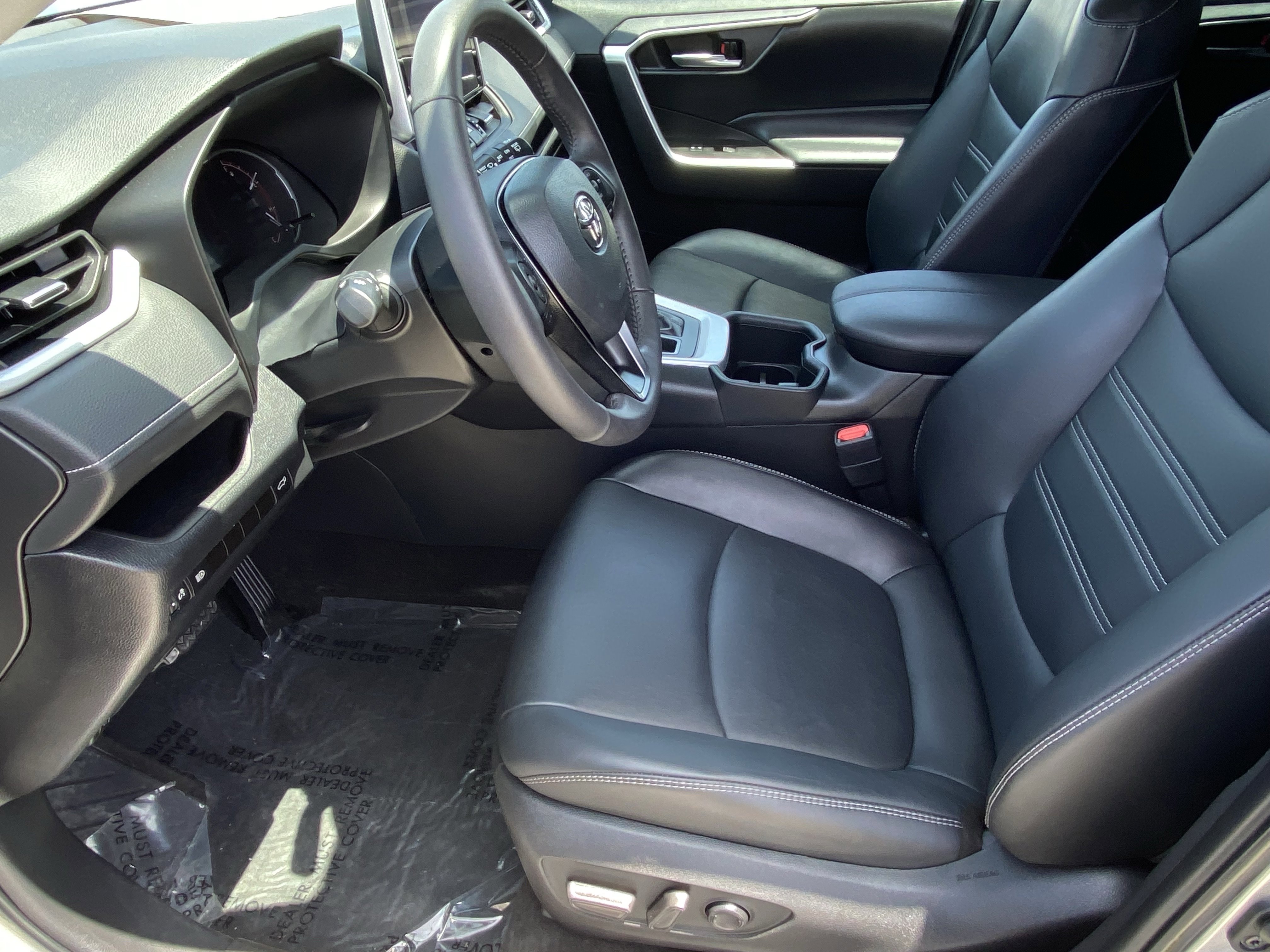 Certified 2023 Toyota RAV4 XLE Premium AWD/4WD image 27