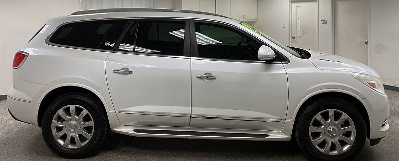 Used 2016 Buick Enclave Premium w/ Trailering Package image 4