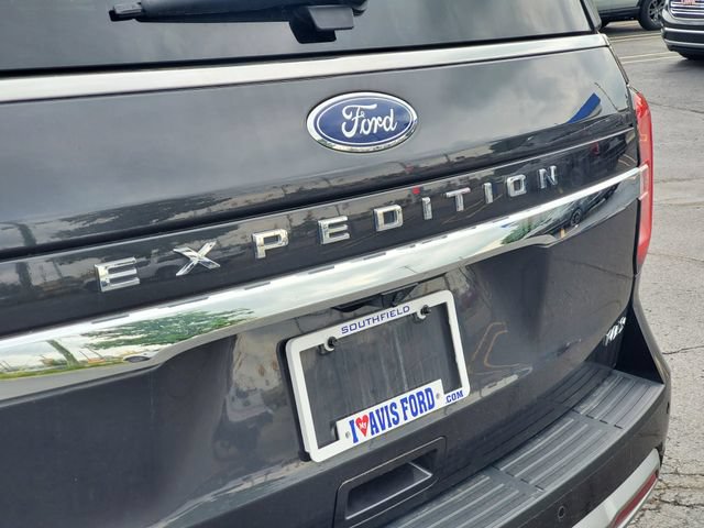 Used 2023 Ford Expedition Max Limited AWD/4WD image 32