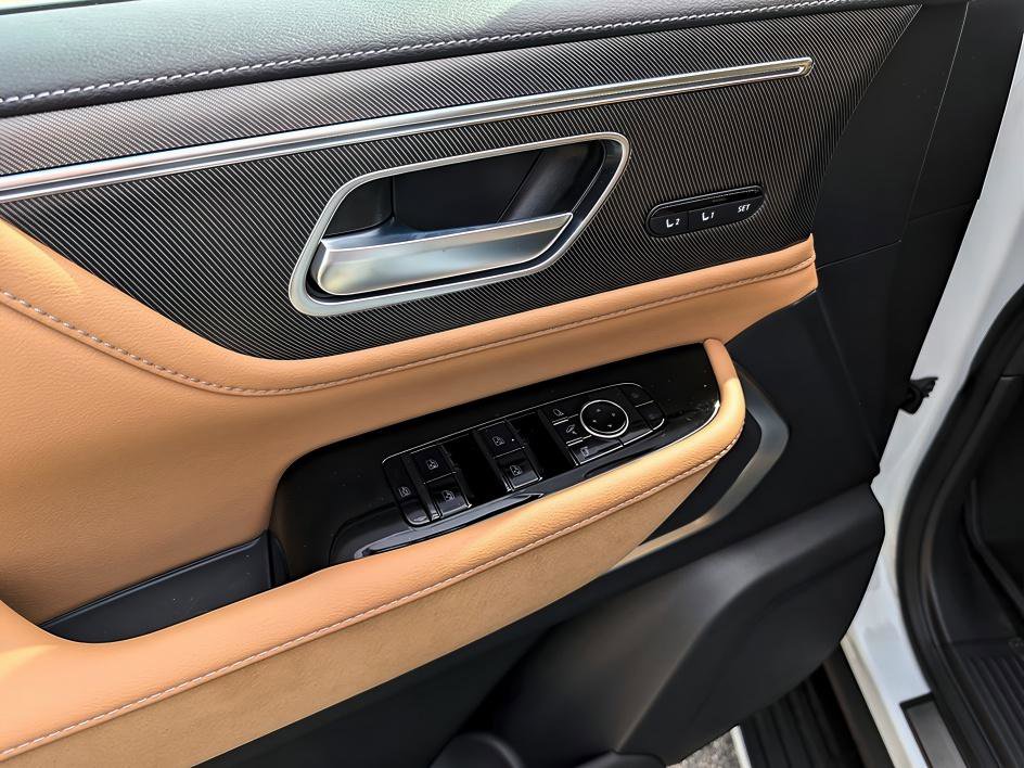 New 2026 INFINITI QX80 Luxe AWD/4WD image 10