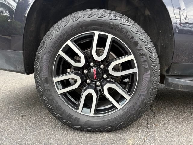 Certified 2023 GMC Yukon XL AT4 AWD/4WD image 18