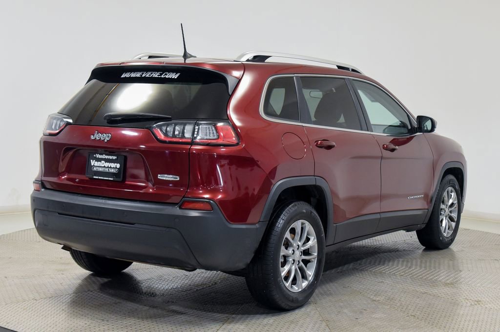 Used 2019 Jeep Cherokee Latitude Plus w/ Cold Weather Group FWD image 14