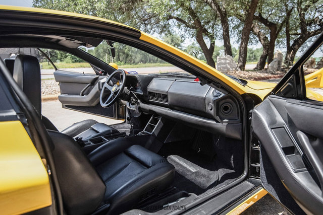 Used 1988 Ferrari Testarossa RWD image 48