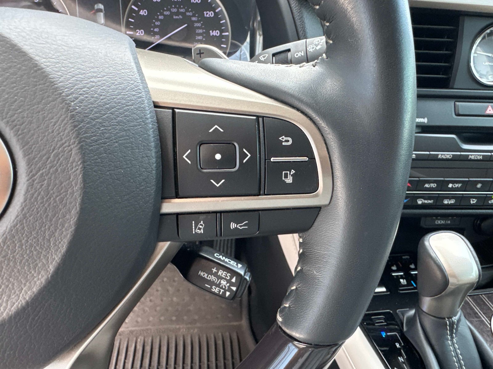 Certified 2021 Lexus RX 350 FWD w/ Luxury Package image 30