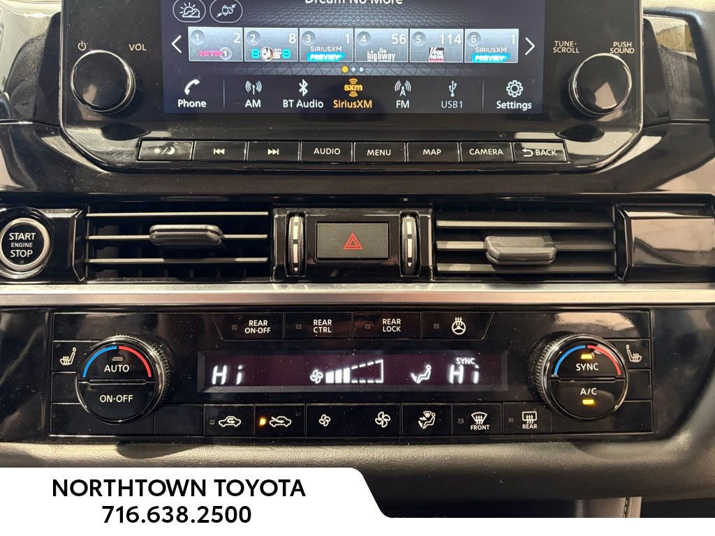 Used 2023 Nissan Pathfinder SL w/ Black Appearance Package image 11