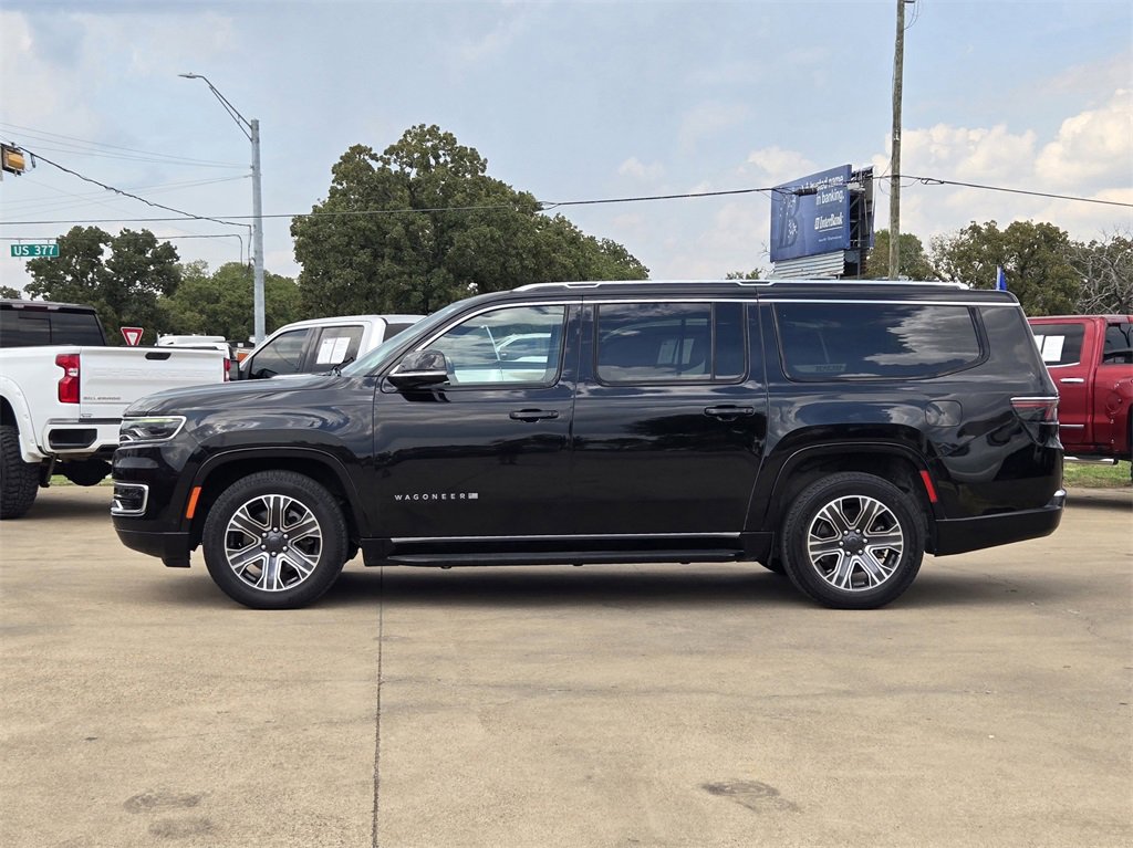 Used 2023 Jeep Wagoneer L Series II image 3