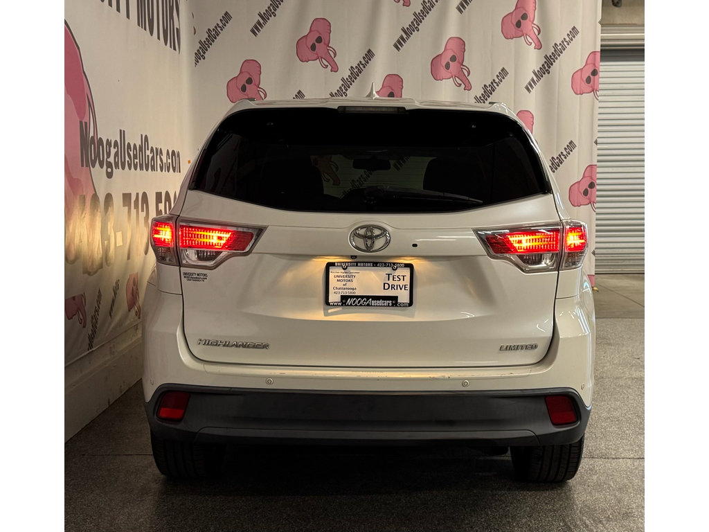 Used 2016 Toyota Highlander Limited FWD image 11