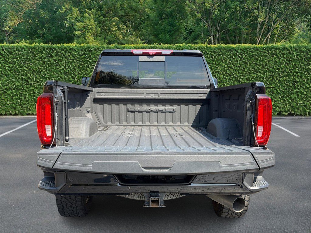 Used 2023 GMC Sierra 2500 Denali w/ Denali Ultimate Package image 4