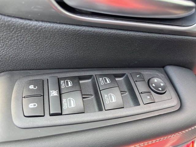 New 2026 Chrysler Pacifica Select image 15