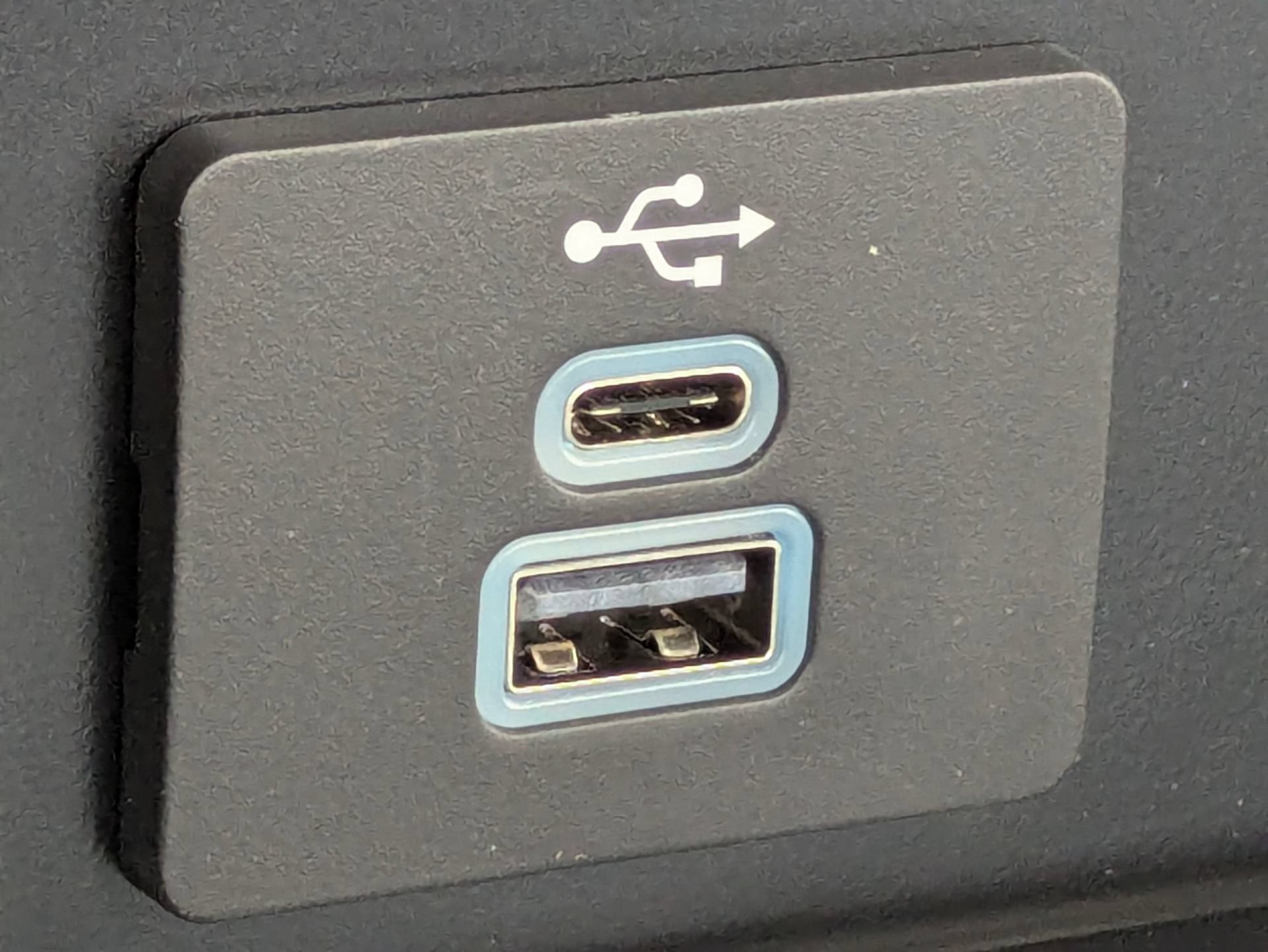 New 2025 Ford F550 4x4 Regular Cab Super Duty image 17
