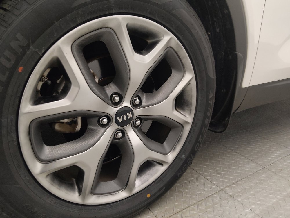 Used 2019 Kia Sorento EX FWD image 31