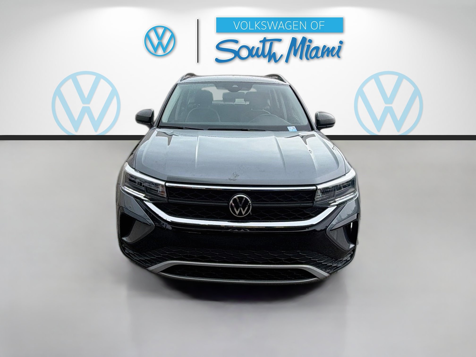 Used 2022 Volkswagen Taos S FWD image 2