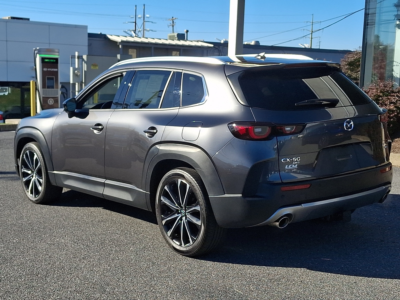 Used 2023 MAZDA CX-50 2.5 Turbo w/ Premium Plus Pkg AWD/4WD image 7