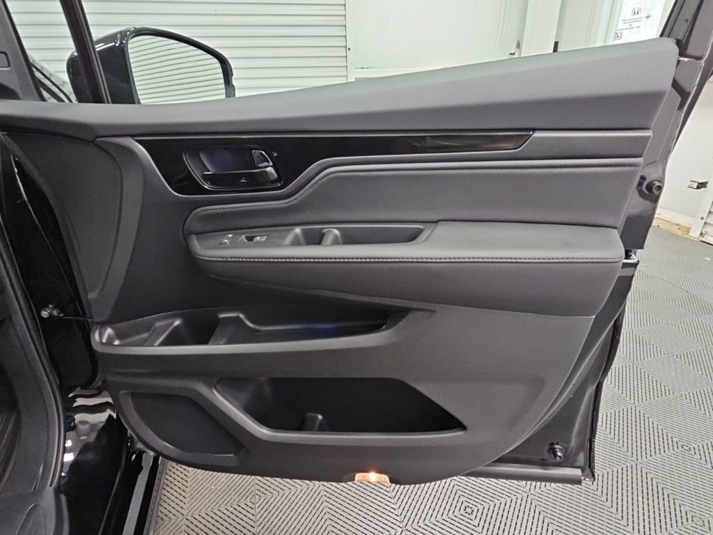 New 2026 Honda Odyssey Elite image 42