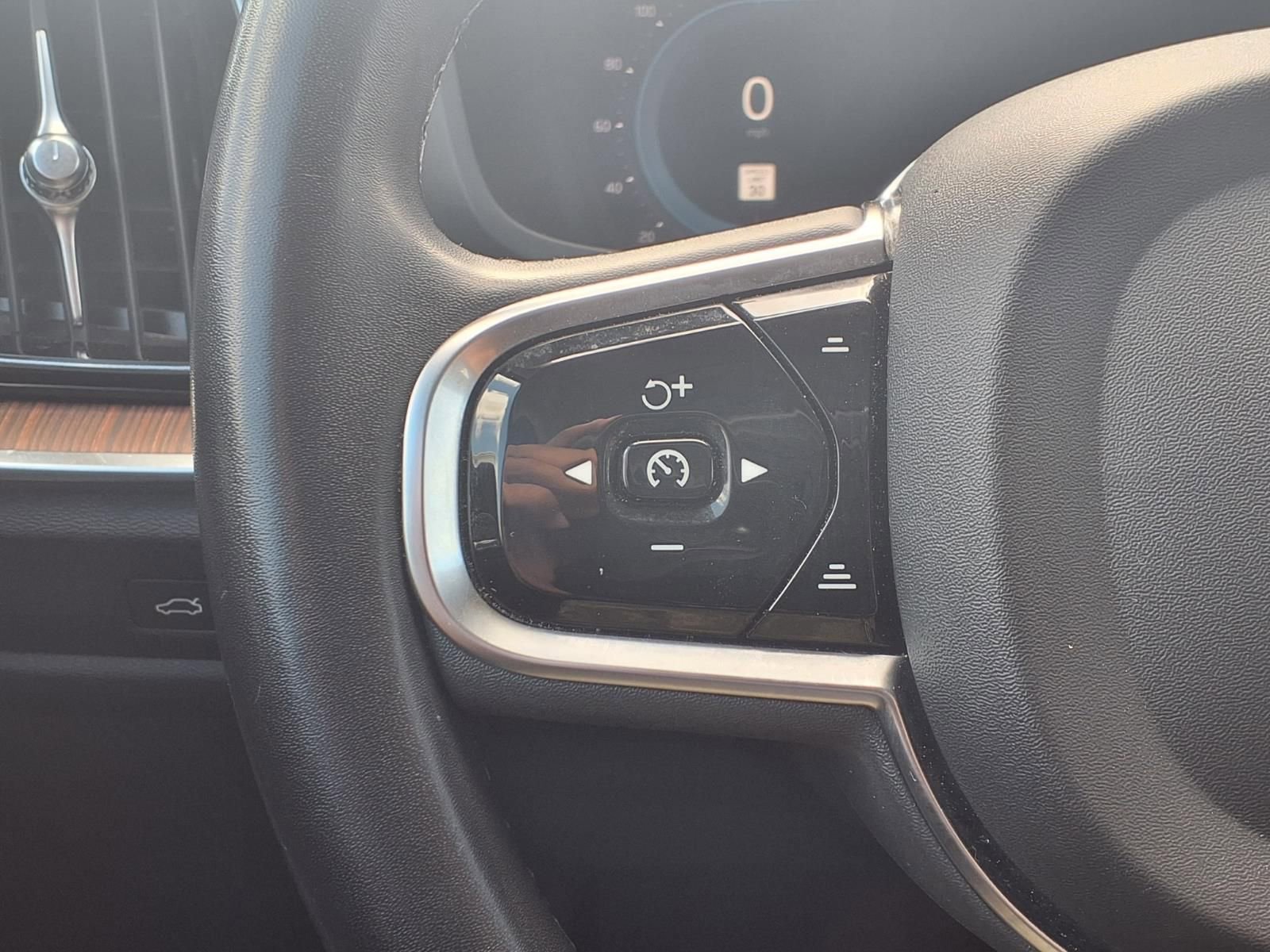 Used 2024 Volvo S60 B5 Plus image 15