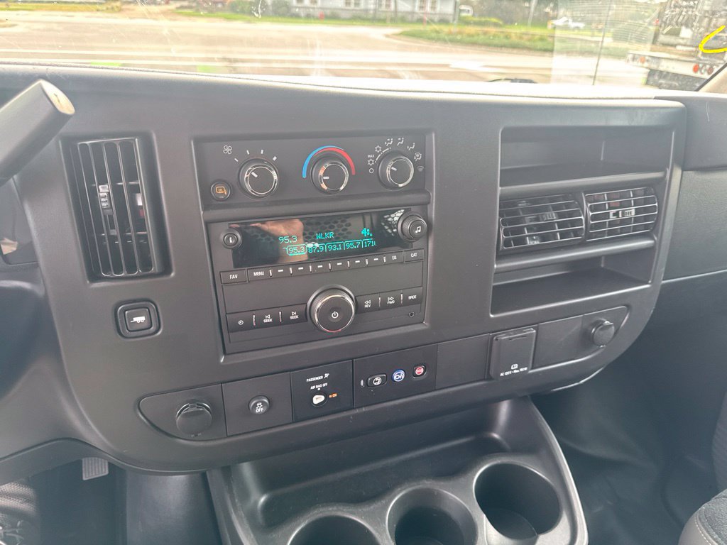 Used 2025 Chevrolet Express 2500 w/ Driver Convenience Package RWD image 16