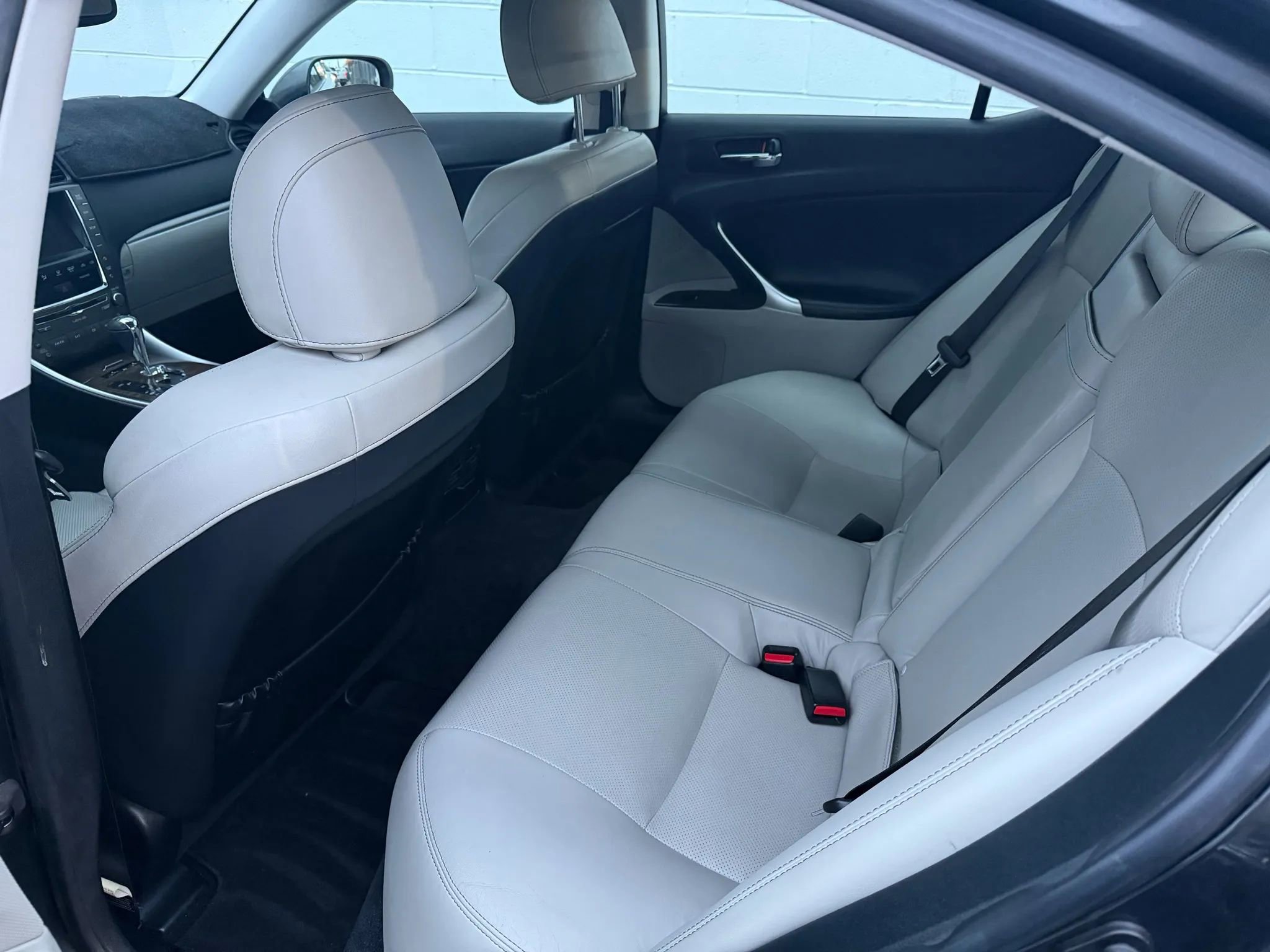 Used 2011 Lexus IS 250 image 21