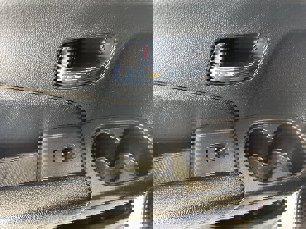 Used 2017 Honda Pilot Touring image 11