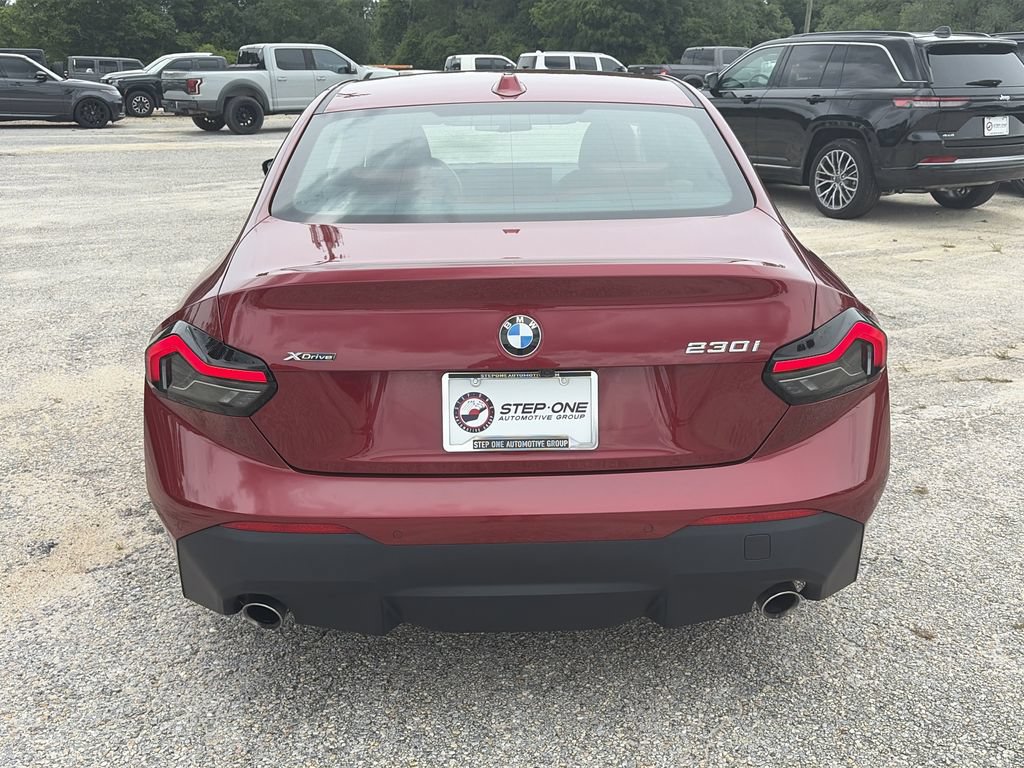 Used 2025 BMW 230i xDrive Coupe AWD/4WD image 5