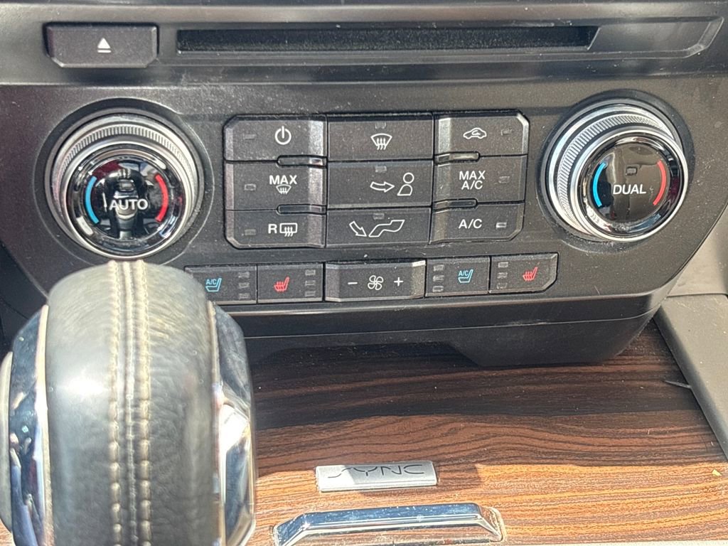 Used 2017 Ford F150 Lariat w/ Equipment Group 502A Luxury image 14