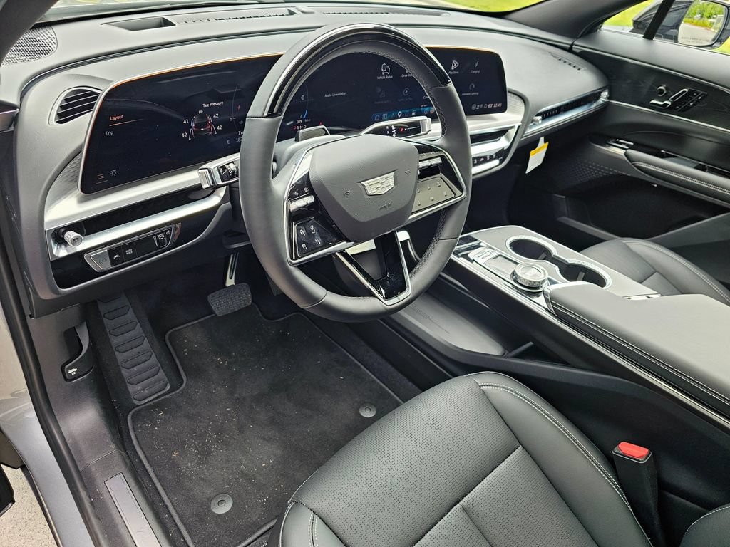 New 2026 Cadillac Lyriq Sport AWD/4WD image 19