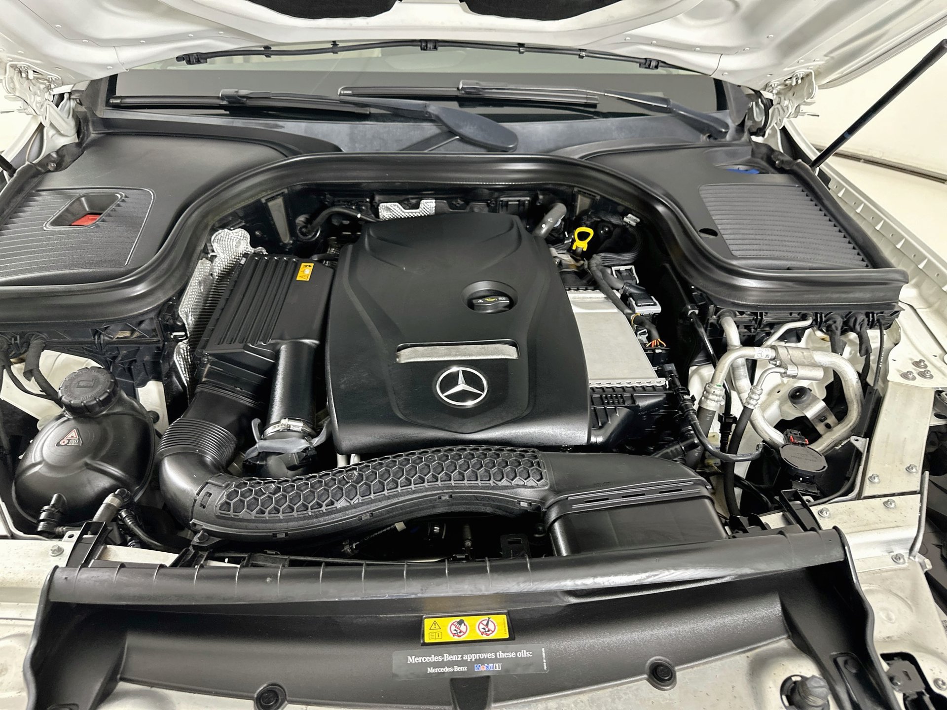 Used 2019 Mercedes-Benz GLC 300 image 30