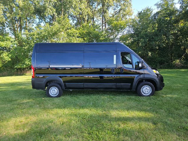 Used 2025 RAM ProMaster 2500 FWD image 6