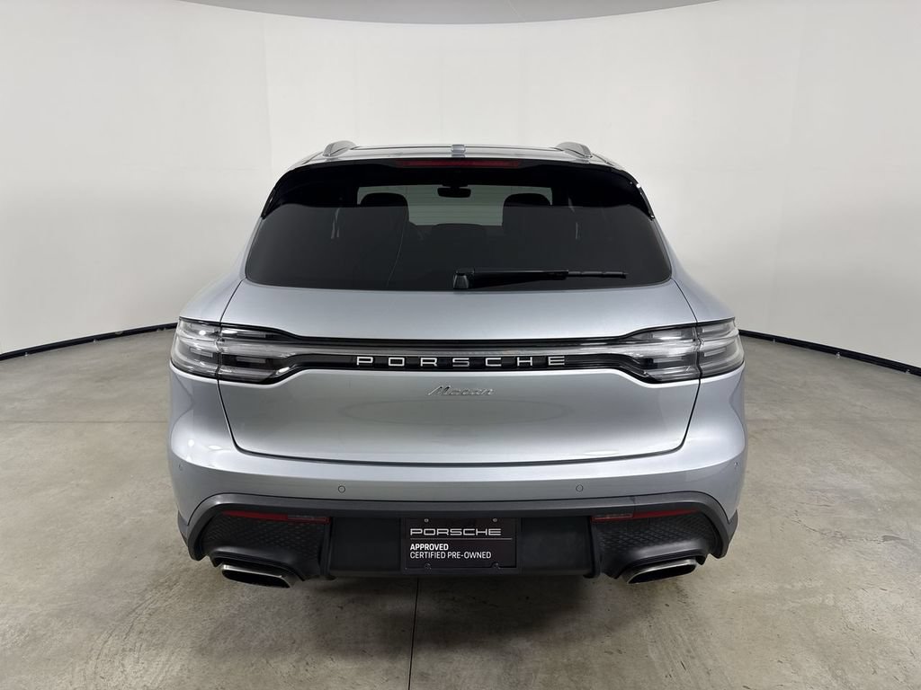 Certified 2026 Porsche Macan AWD/4WD image 6