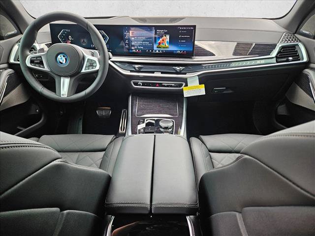 New 2026 BMW X5 xDrive50e w/ M Sport Package AWD/4WD image 14