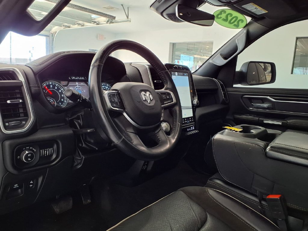 Used 2023 RAM 1500 Laramie AWD/4WD image 11
