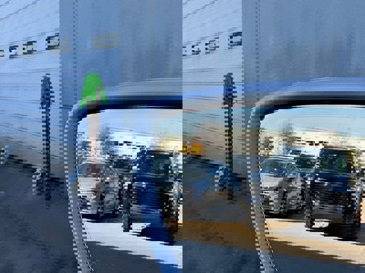 Used 2018 Buick Enclave Avenir w/ Avenir Technology Package image 23