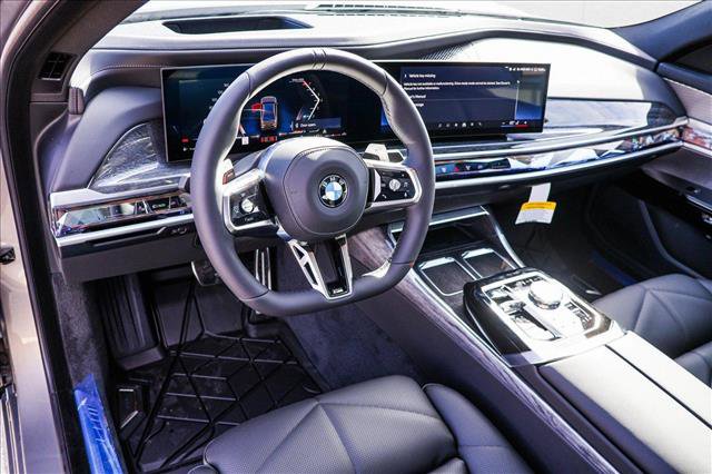 Used 2025 BMW 740i xDrive AWD/4WD image 10