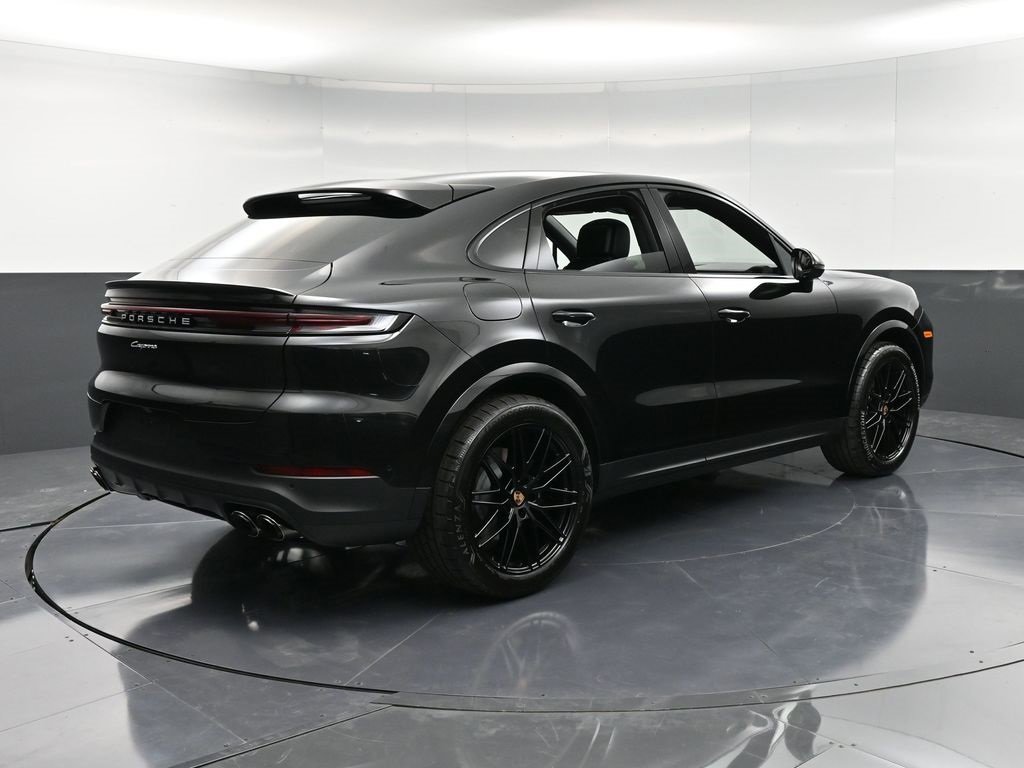 New 2026 Porsche Cayenne Coupe image 8