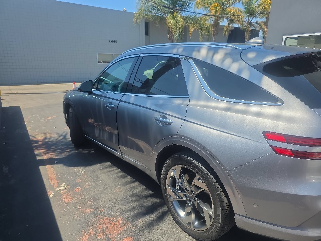 Used 2023 Genesis Electrified GV70 AWD/4WD image 4