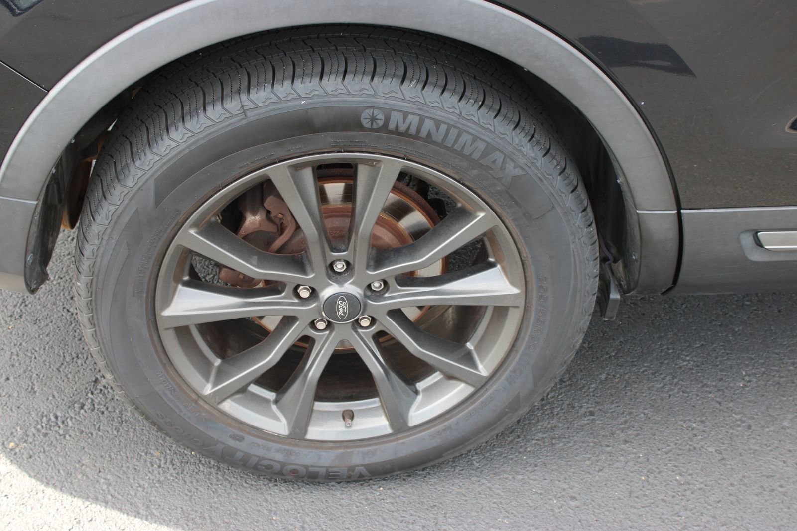 Used 2018 Ford Explorer XLT w/ Equipment Group 202A image 26