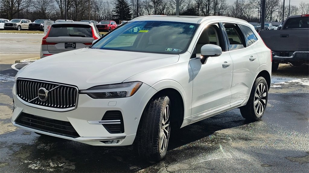 Certified 2023 Volvo XC60 B5 Plus w/ Climate Package image 6