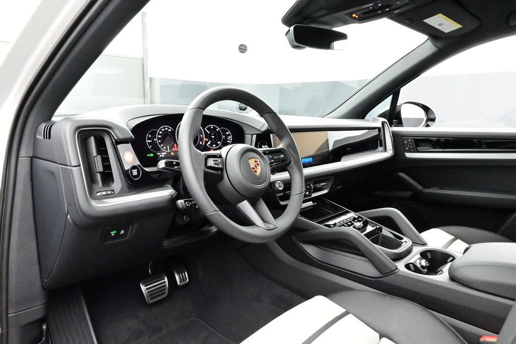 New 2026 Porsche Cayenne S AWD/4WD image 4