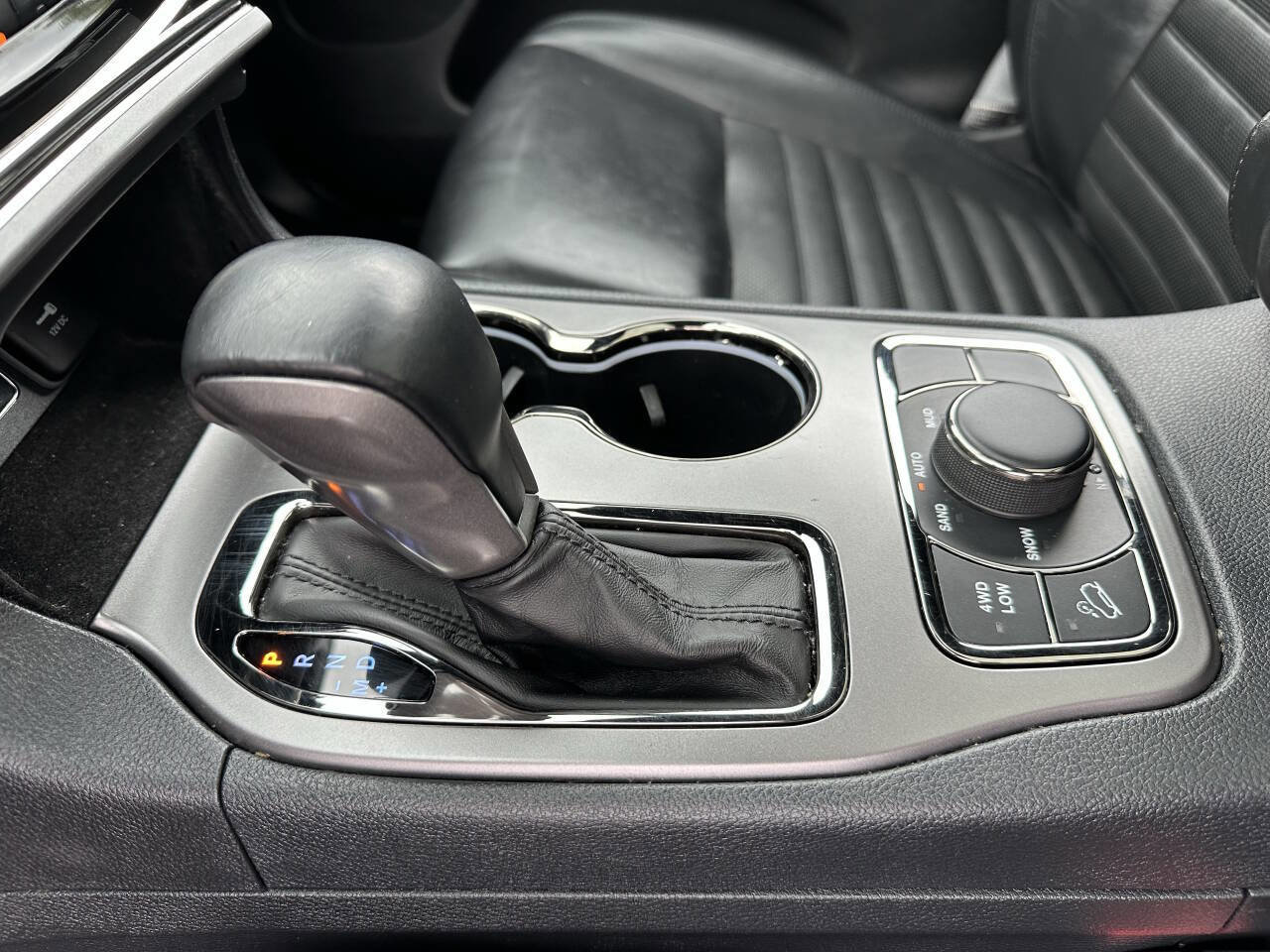Used 2020 Jeep Grand Cherokee Limited X image 26